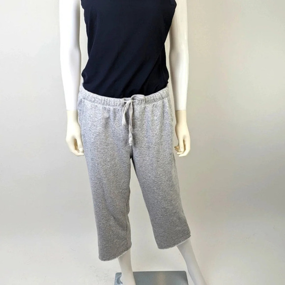 Gray Capri Joggers M - Picture 1 of 5